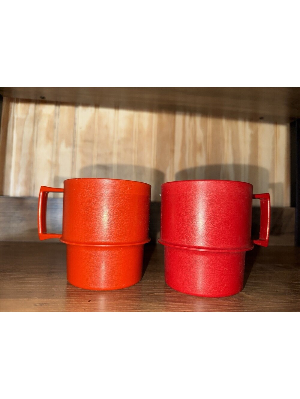 Tupperware Stackable Mugs w/ handles Harvest Orange Vintage And Red Set Of 2
